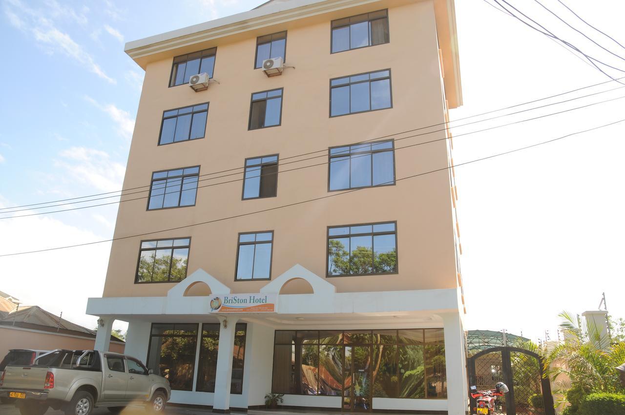 Briston Hotel Arusha Exterior foto